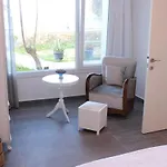 Apartament Karya Is 50 Meters From The *