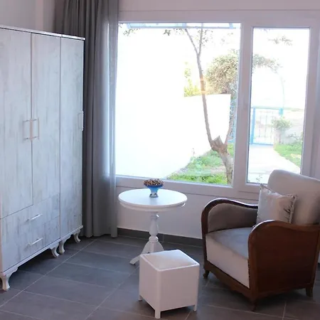 Karya Is 50 Meters From The Appartement *