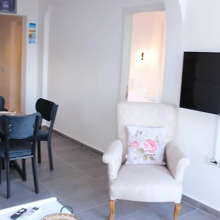 Karya Is 50 Meters From The Apartment